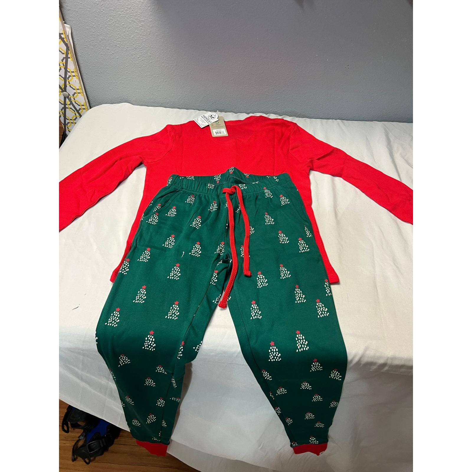 Honest Baby Clothing Womens Xs Red Green Organic Cotton Christmas Pajama Set New — image 6 of 8